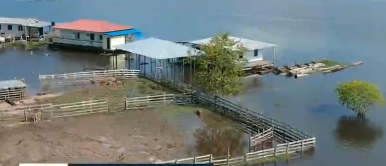 Cheia atinge 16 mil pessoas em Autazes e isola comunidades