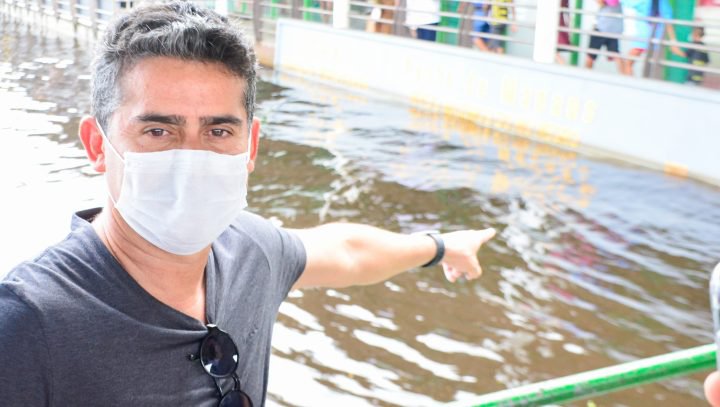 Prefeito diz que rio Negro bateu marca de 29,97 metros