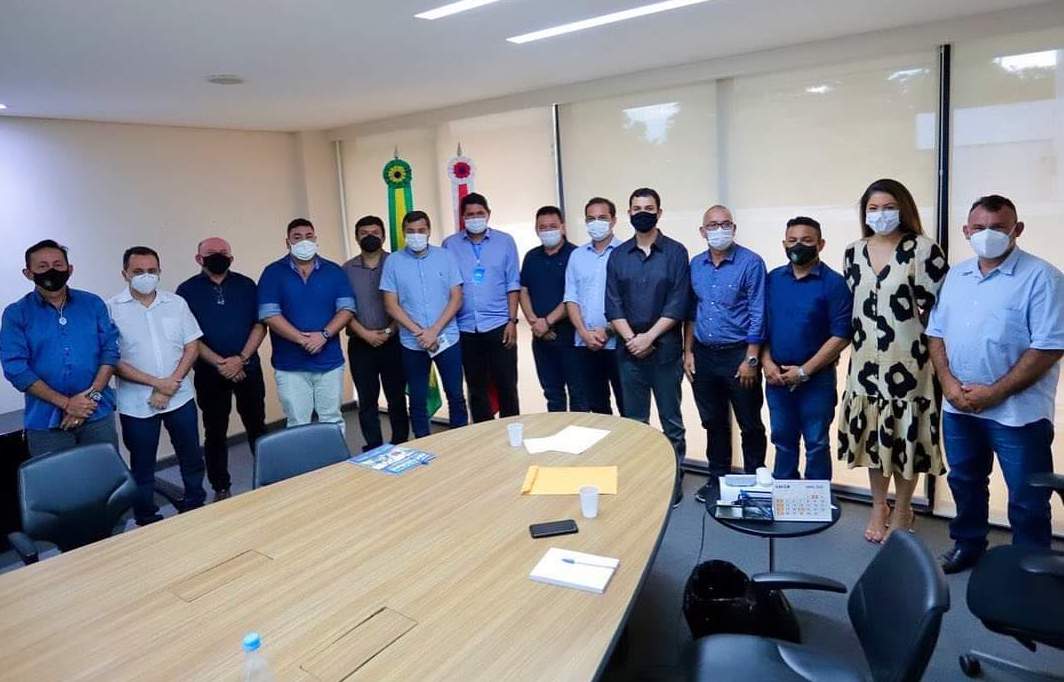 Em movimentos que viram 2022, o governador Wilson Lima tem feito uma série de reuniões com vereadores do interior do Amazonas.