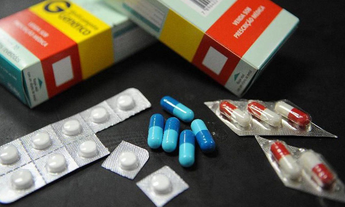 Governo Bolsonaro, enfim, diz cloroquina e 'kit covid' não funcionam