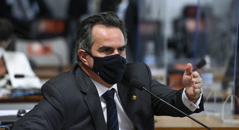 Tribunais