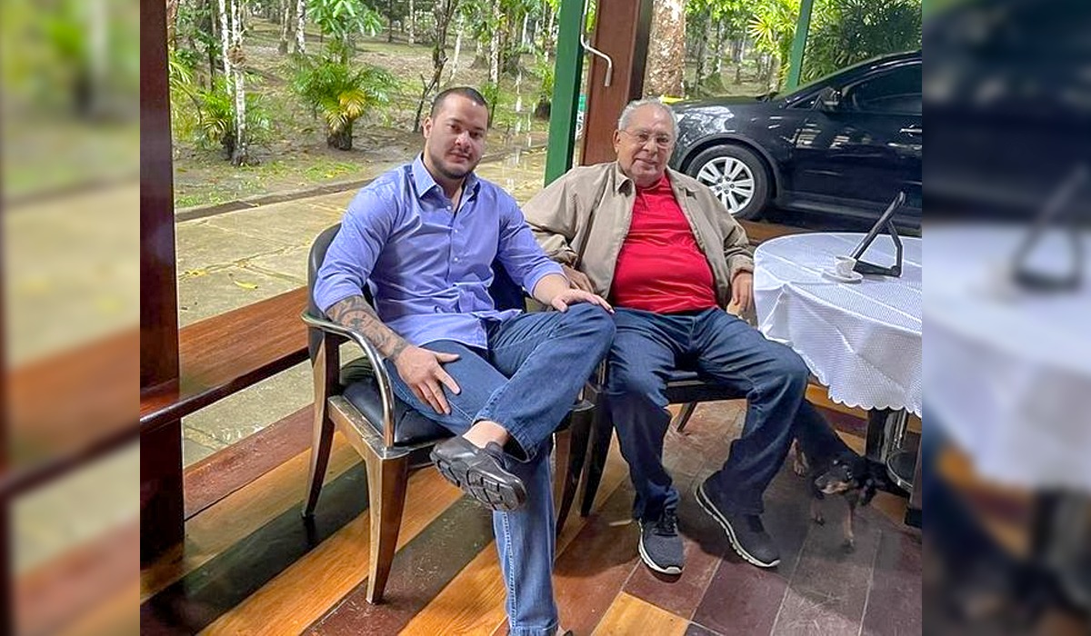 Adail Filho posta foto com o ex-governador Amazonino Mendes
