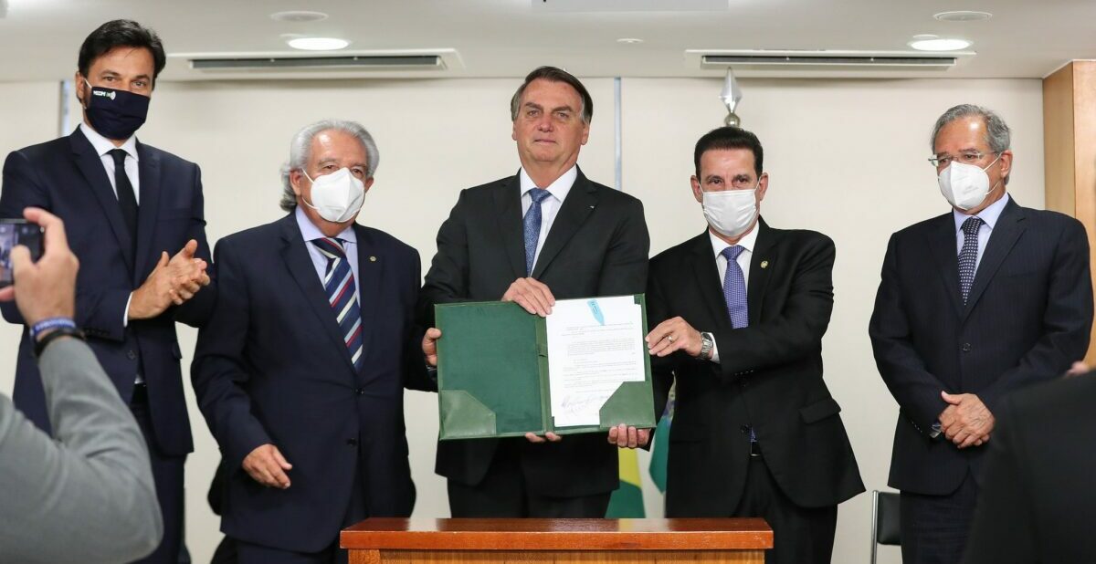 bolsonaro, veta, trechos, acesso, internet