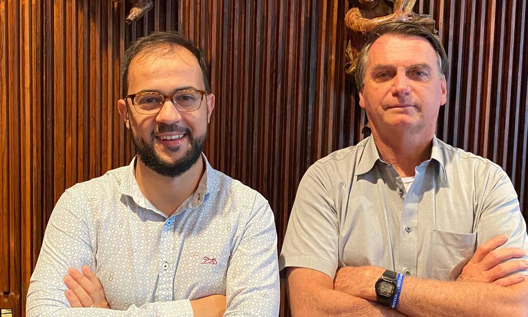 Servidor da saúde diz que alertou Bolsonaro sobre problemas na Covaxin