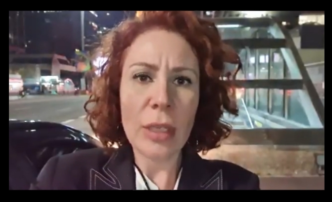 Carla Zambelli ofende Omar Aziz e senador oferece música à deputada