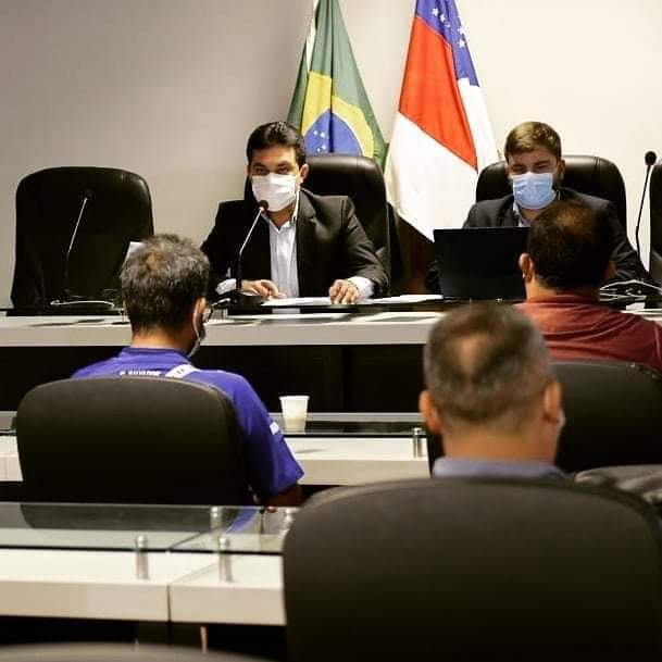 Moradores do Castanheiras pedem ajuda da ALE-AM e OAB contra despejo