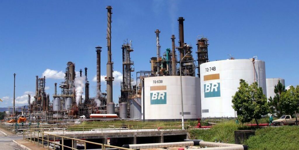 petrobras, reduz, gasolina, abril
