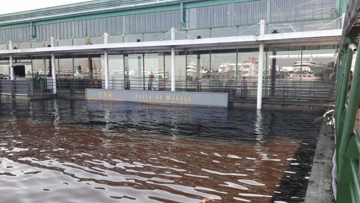 Cheia de 2021 já é a maior de toda a história do rio Negro