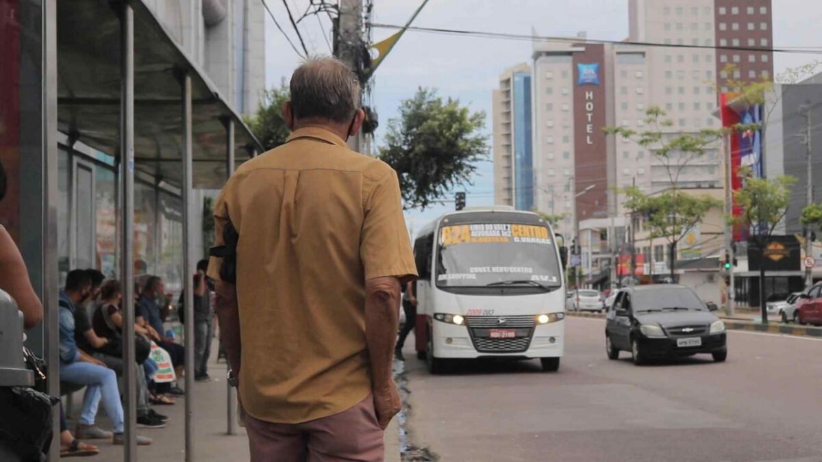 A cada três dias uma pessoa perdeu a vida no trânsito do AM neste ano