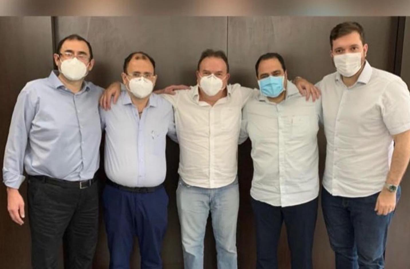 Advogados que se duelavam na OAB-AM selam paz por projeto nacional