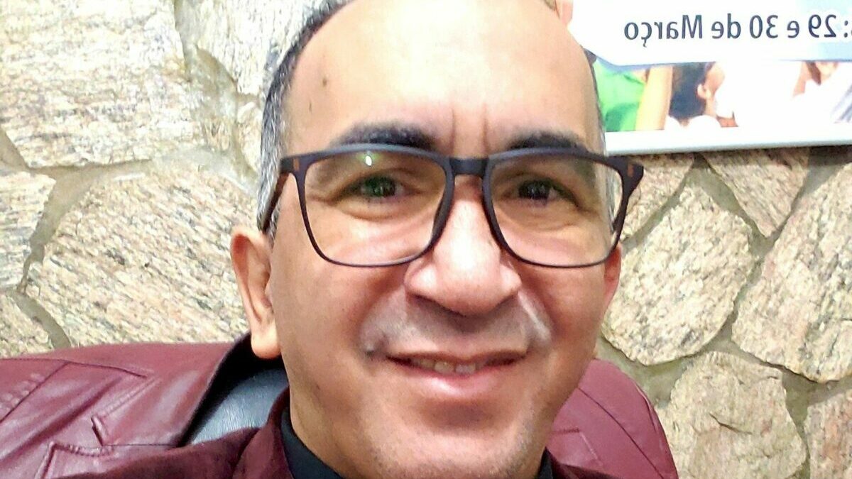 pastor, exonerado, senado, assedio