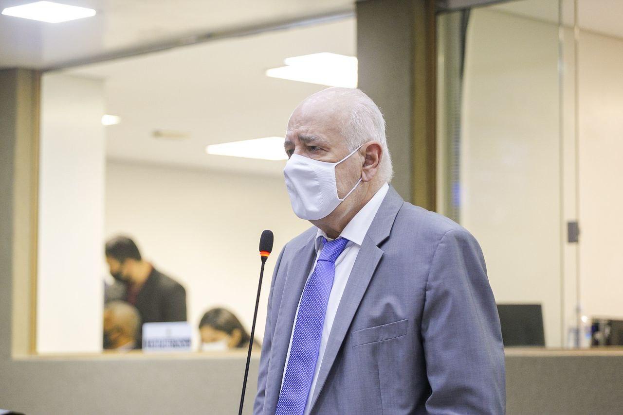 Deputado chama de ‘virulenta e desproporcional’ nota contra Aziz