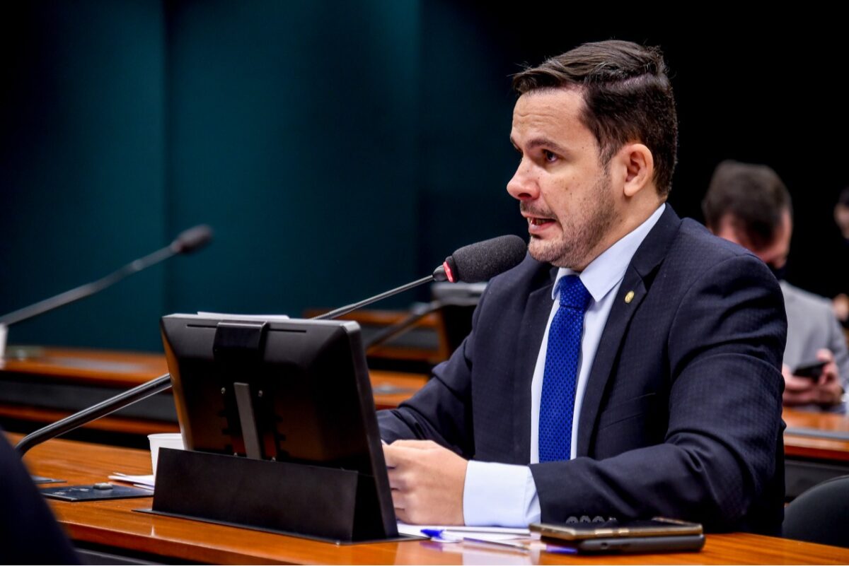 Câmara aprova sistema que facilita transporte com emendas de deputado