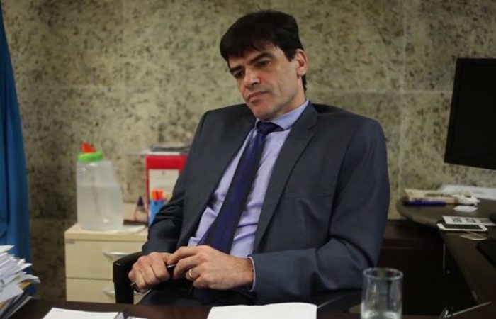 Ex-superintendente da PF-AM está exilado, diz Veja