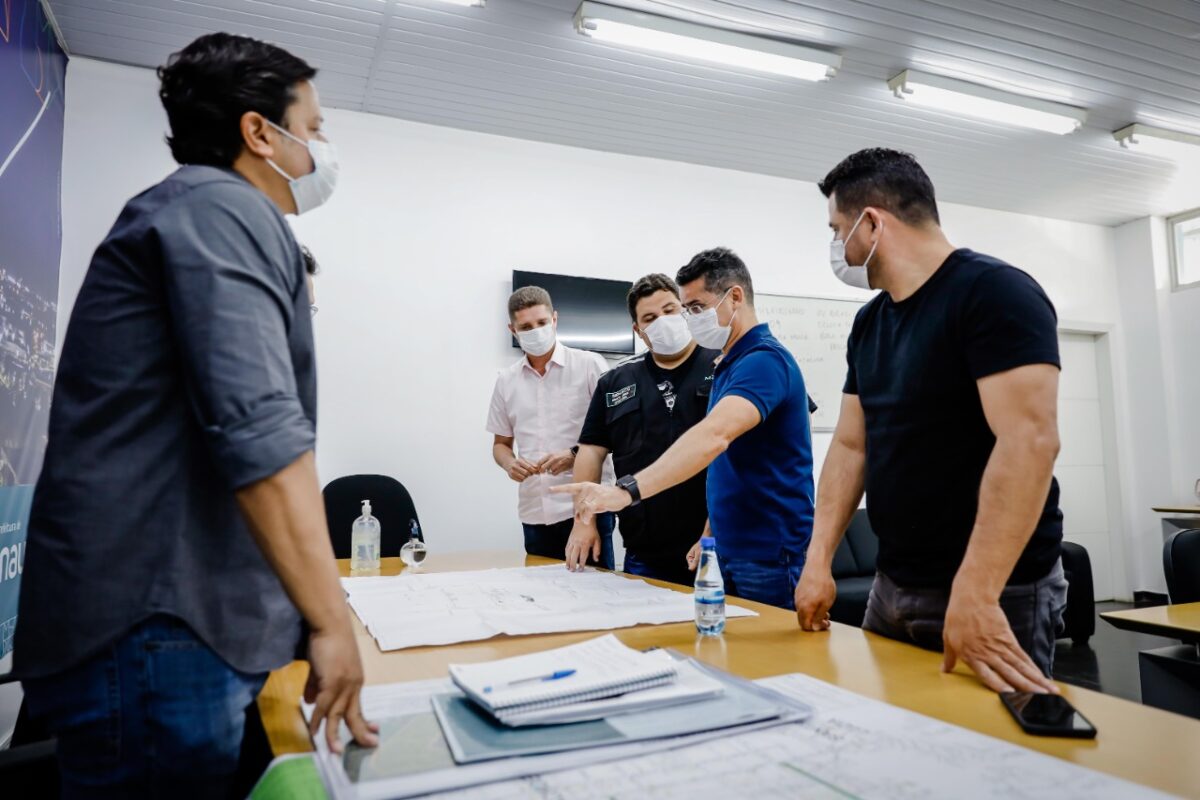 Almeida diz que em 60 dias conclui ruas do Distrito industrial da Suframa