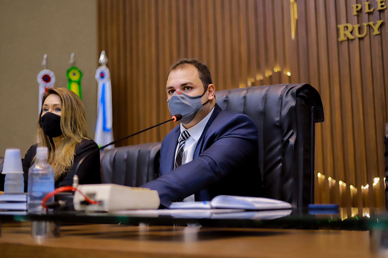 Cidade quer parcelamento de dívida de pesquisadores à Fapeam
