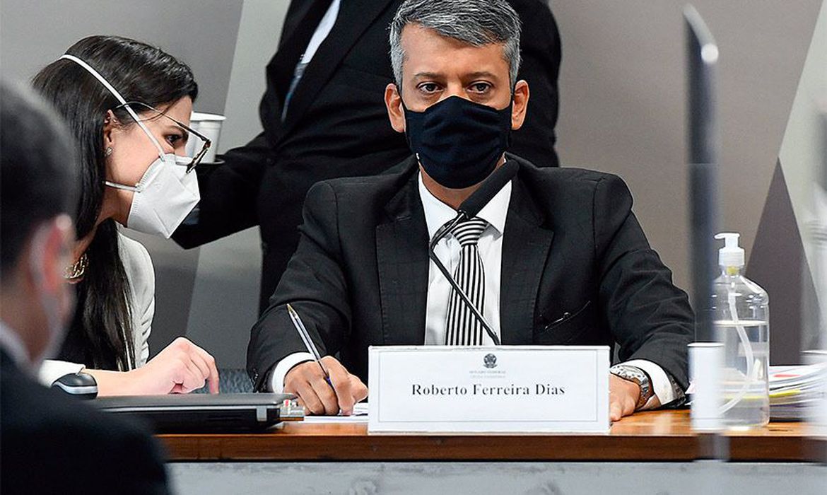 Polícia Federal abre investigação da denúncia de propina da vacina no governo
