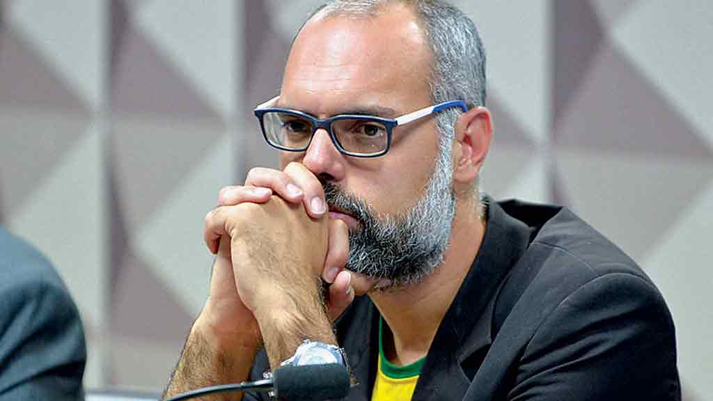 juiza, denuncia, jornalista, barroso