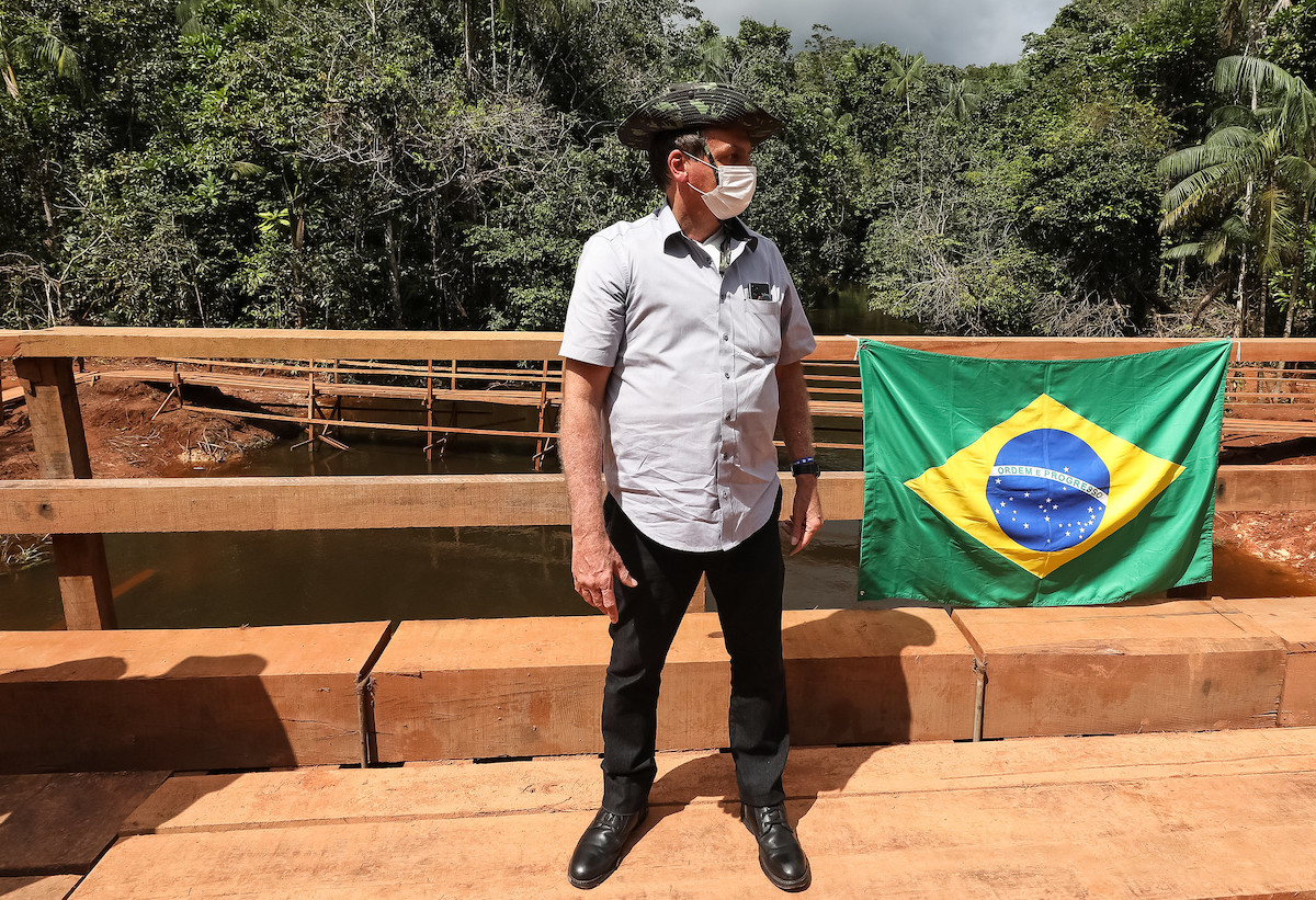 Ponte em São Gabriel da Cachoeira, até aqui, única obra de Bolsonaro no Amazonas