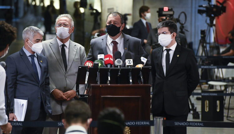 Aziz puxa nota da CPI em apoio a Barroso e repúdio a chiliques de Bolsonaro
