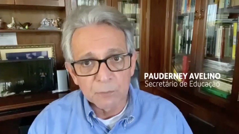 Pauderney Avelino - volta às aulas em Manaus - ele fez vídeo
