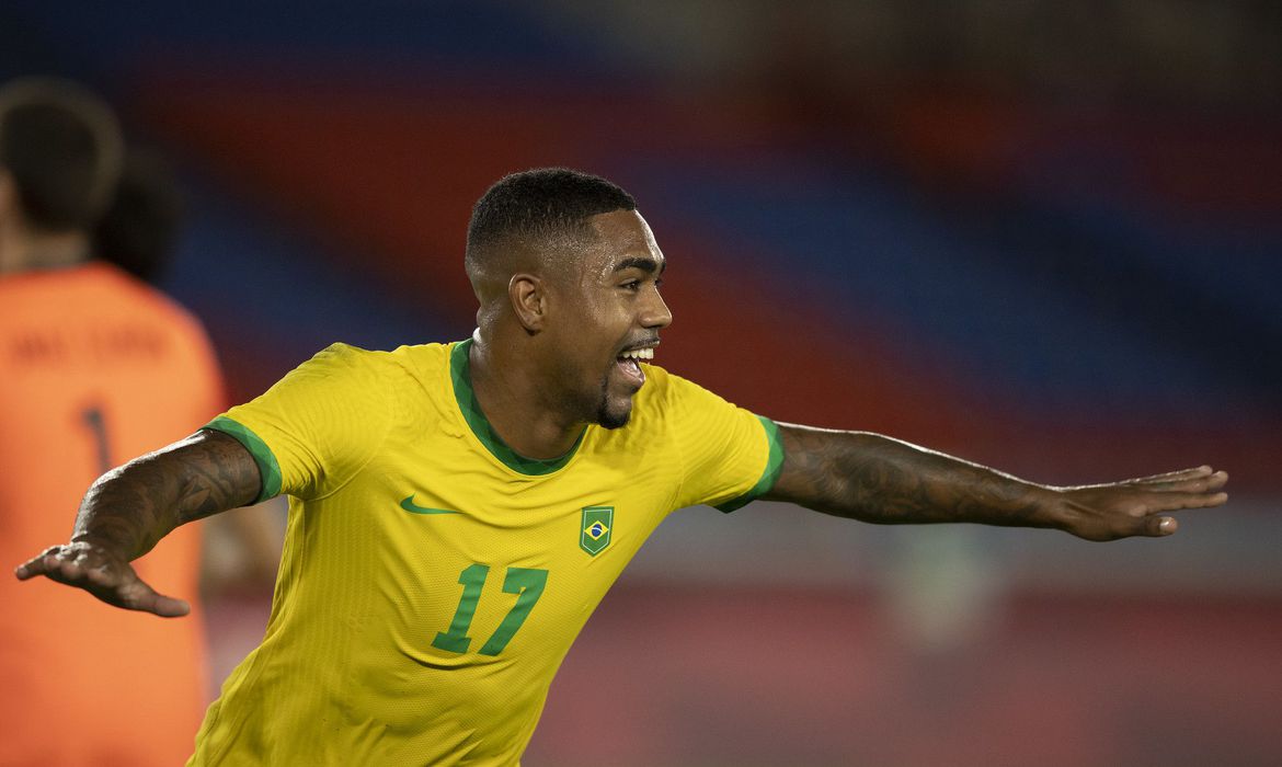 Brasil é bi campeão olímpico no futebol em Tóquio