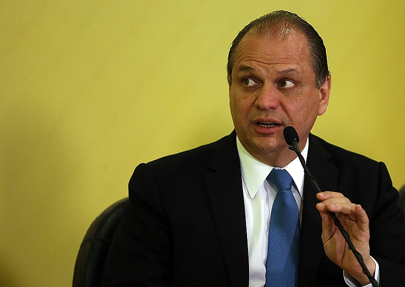 Covaxin: Nunes Marques arquiva ação contra Ricardo Barros na compra de vacina