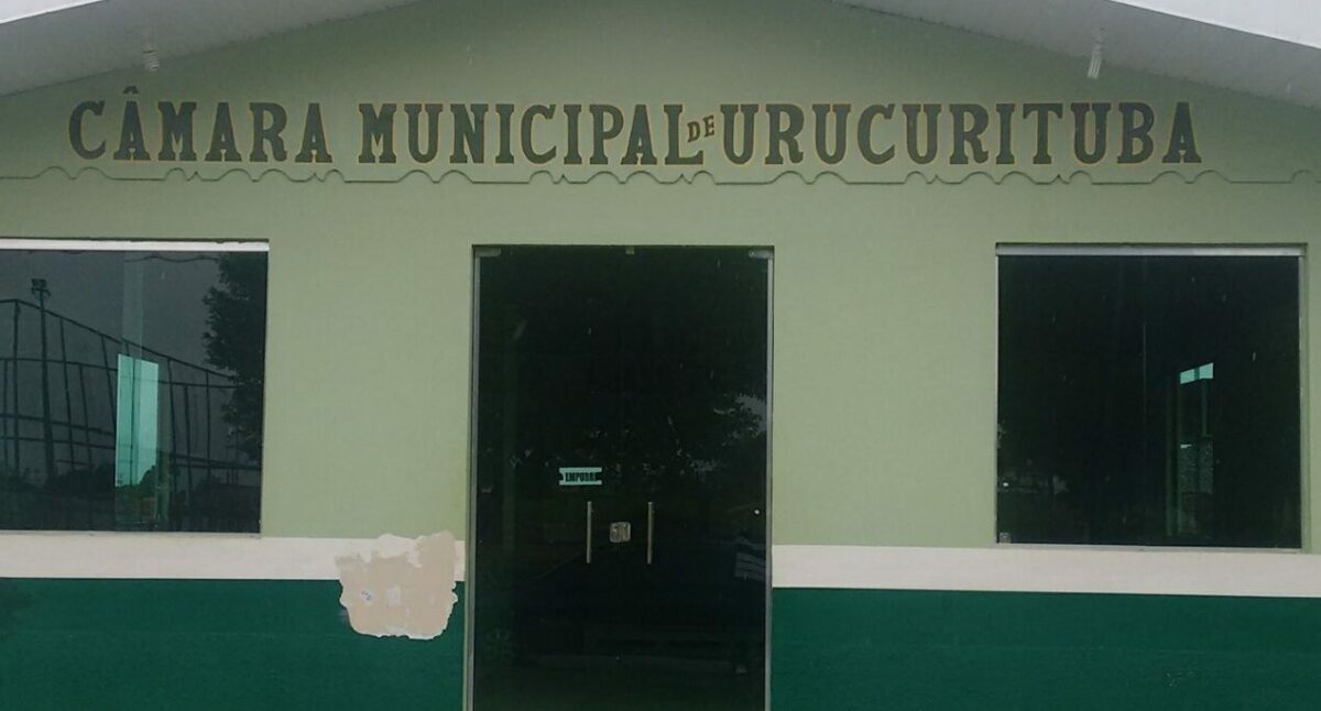 vereador, cassado, estuprar, adolescente