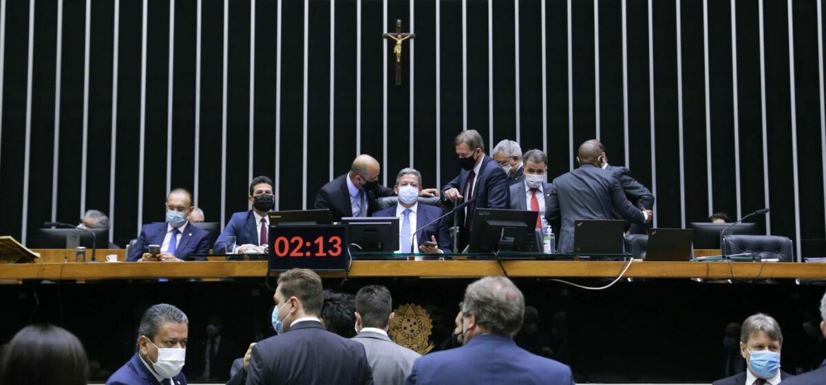 camara, codigo, eleitoral, imposto-renda