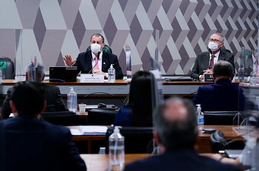 CPI da covid interroga motoboy que fez saques a serviço da VTCLog