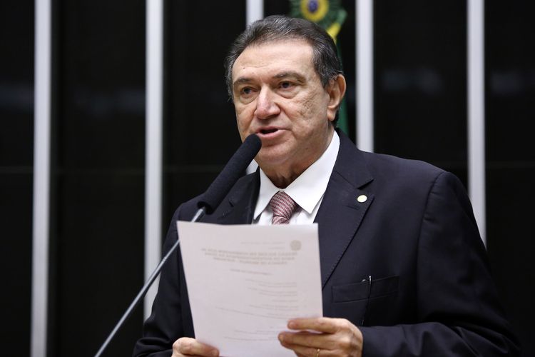 Deputado do AM destaca plano habitacional a agentes da segurança pública