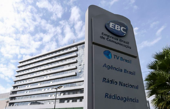 Dossiê aponta EBC como disseminadora de fake news pró-governo