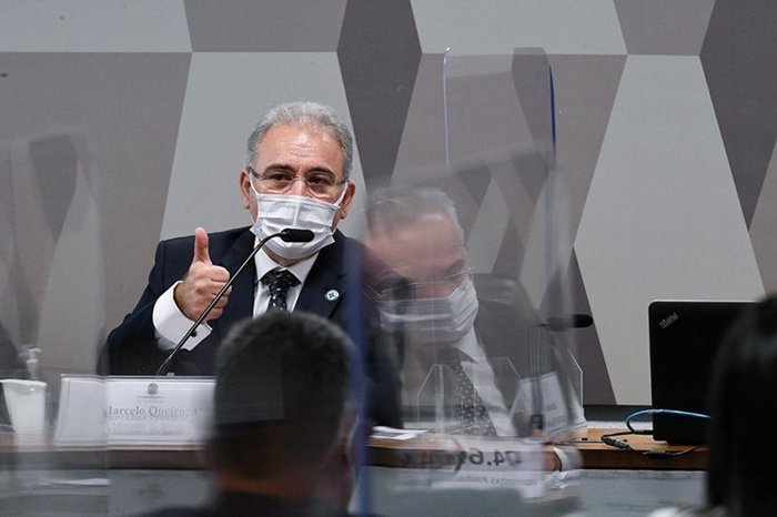 Ministro da Saúde testa positivo para covid em Nova York