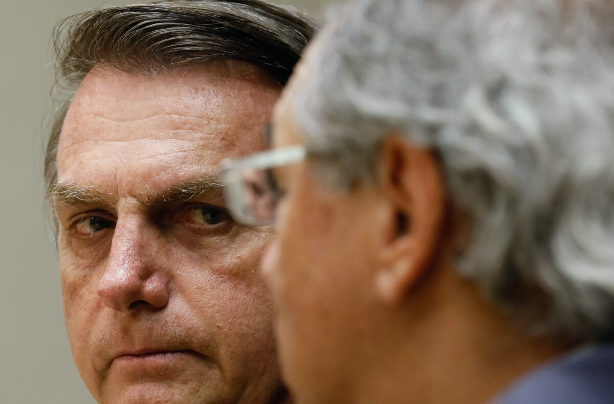 STF deve incluir ministro de Bolsonaro na fraude de pensão do Correios
