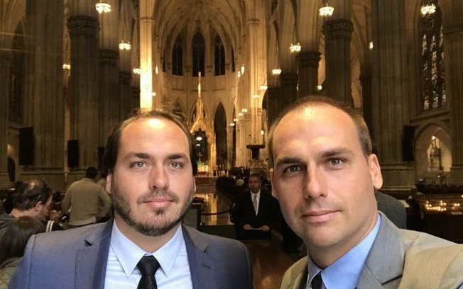CPI deve indicar filhos de Bolsonaro líderes da distribuição de fake news