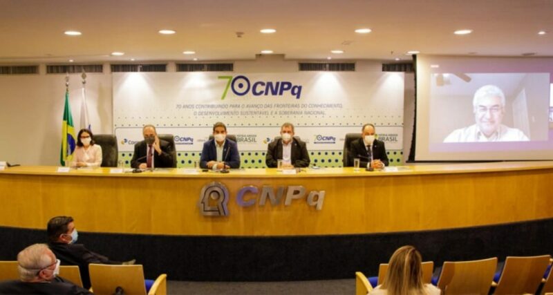 Golpe na ciência, dizem entidades do corte de 90% da verba a pesquisas