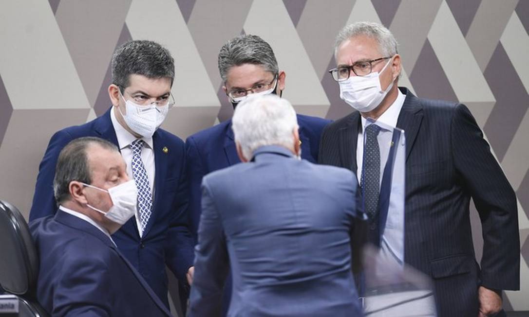Relator tira termo “genocídio” do relatório final da CPI da covid