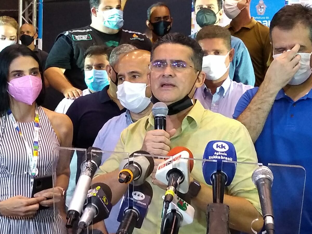 Contra ladrões de fios, David diz que arrochar os ferros-velhos