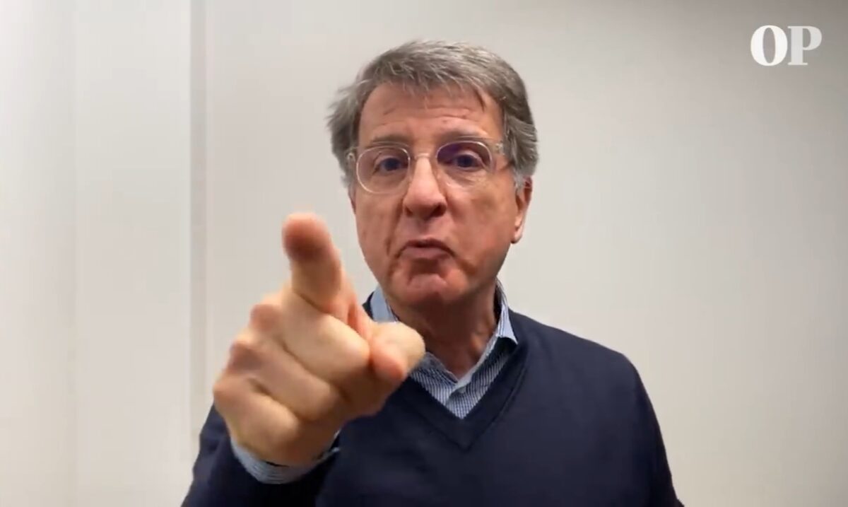 Suplente de Flávio Bolsonaro e pai de André Marinho rebate Bolsonaro