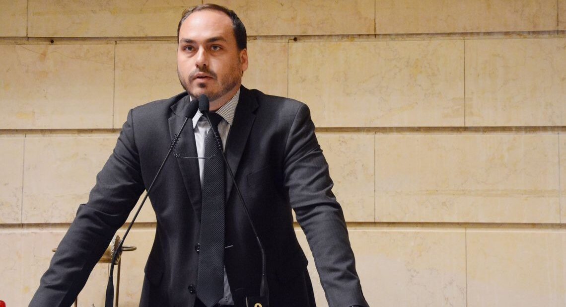veja, assessor, bolsonaro, tentativa, intimidacao