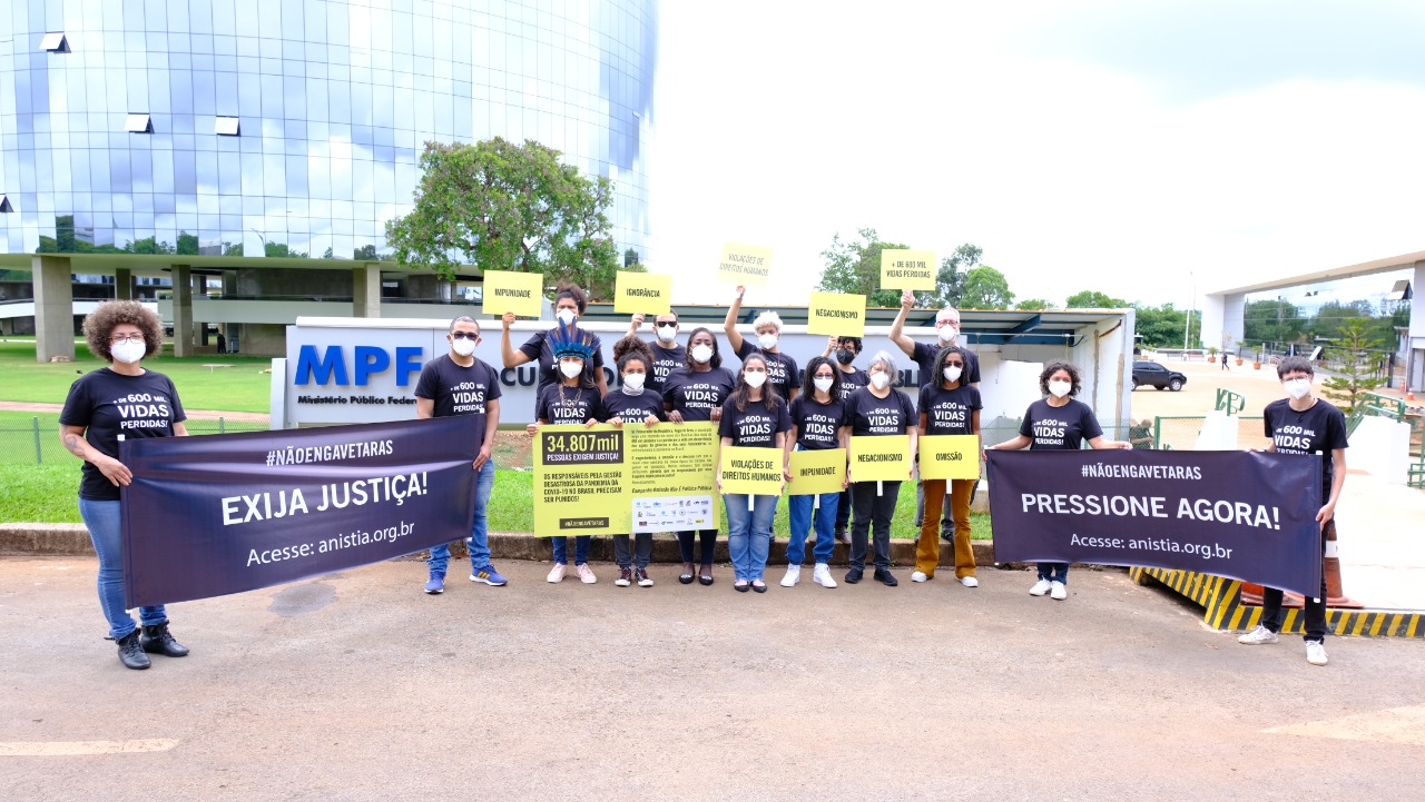 Campanha “não engaveta, Aras” pede punição de crimes listados na CPI