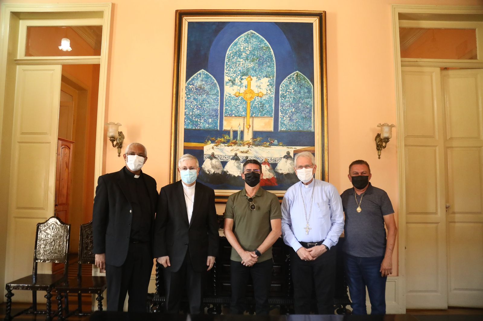 David Almeida é única autoridade recebida pelo representante do papa em Manaus