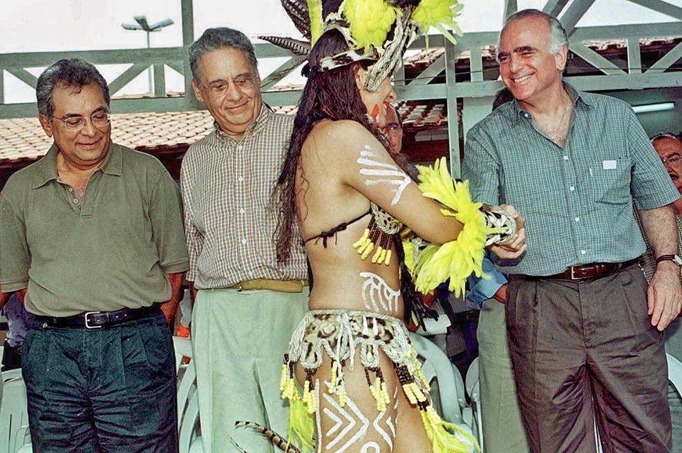 Amazonino Mendes Fernando Henrique e Paulo Renato Souza em Parintins