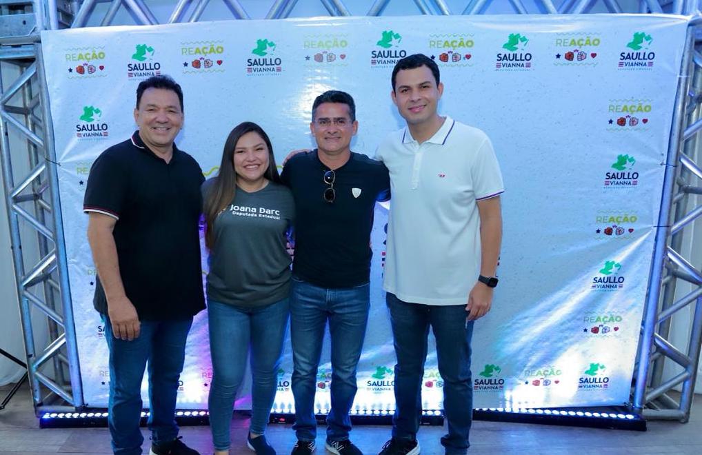 Tony Medeiros, Joana Darc, David e Saullo Vianna em evento em Manaus neste domingo