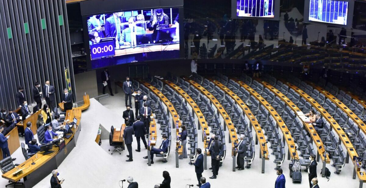 congresso, derruba, veto, fundo eleitoral