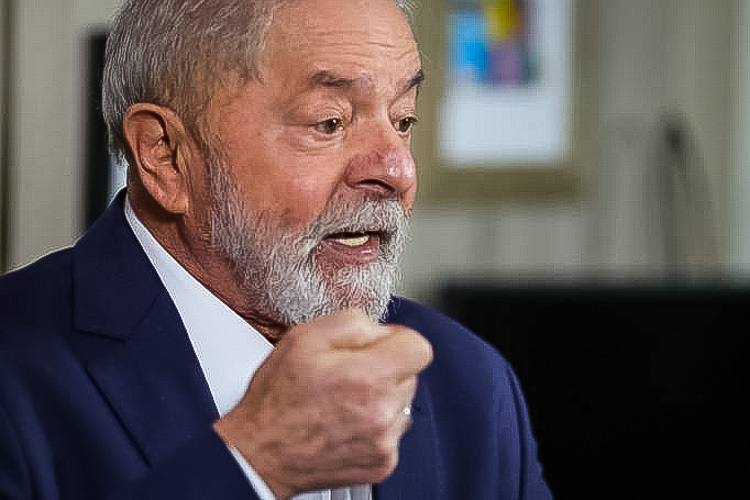 Lula prevê fracasso de Bolsonaro na redução do ICMS do combustível