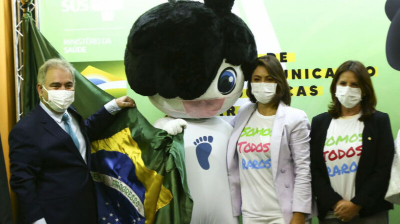 Queiroga, sem limite, chama Michelle de 'mãe de todos os brasileiros'