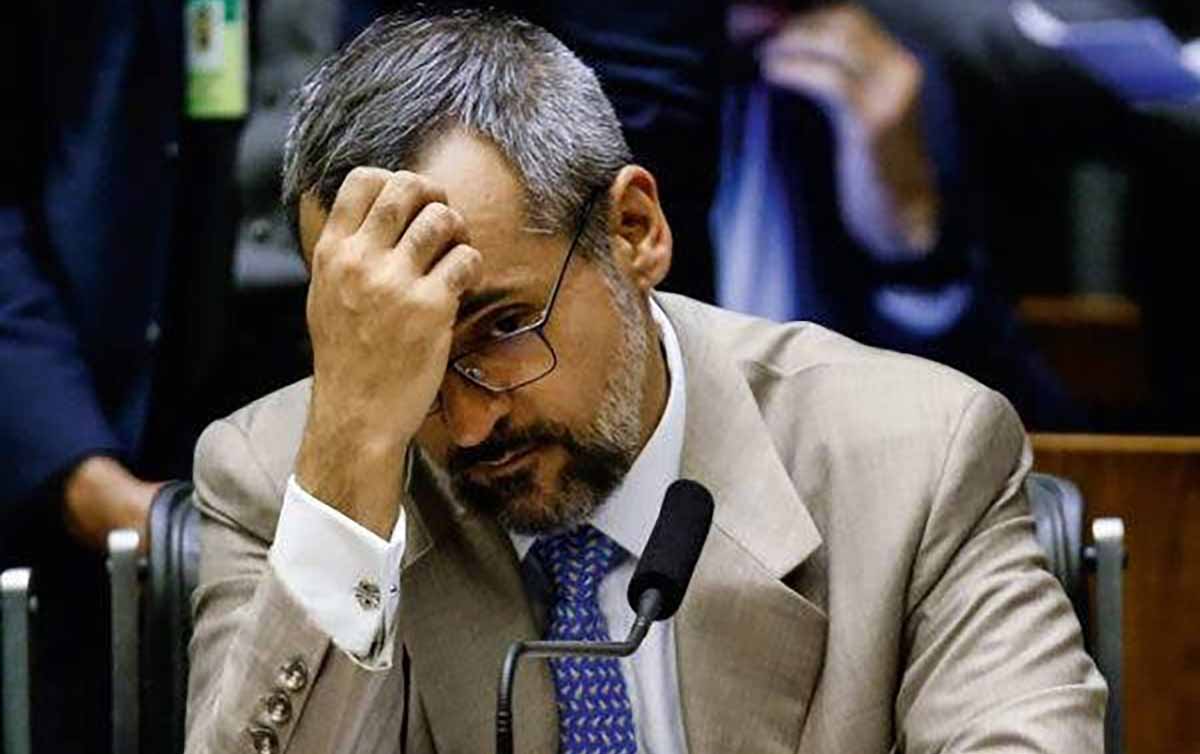 Moraes manda PF interrogar Weintraub. Será que ele vai?