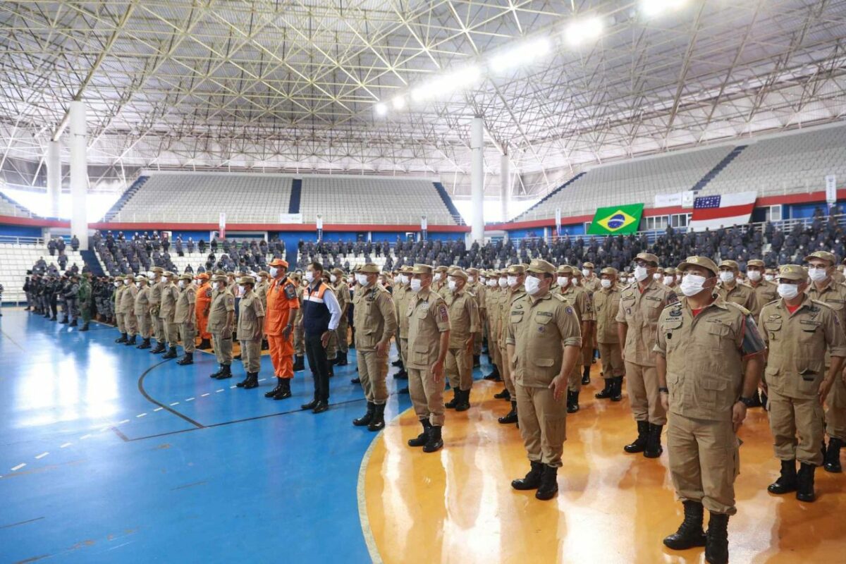 Quase 47 mil brigam por 453 vagas em concurso do Bombeiros do AM