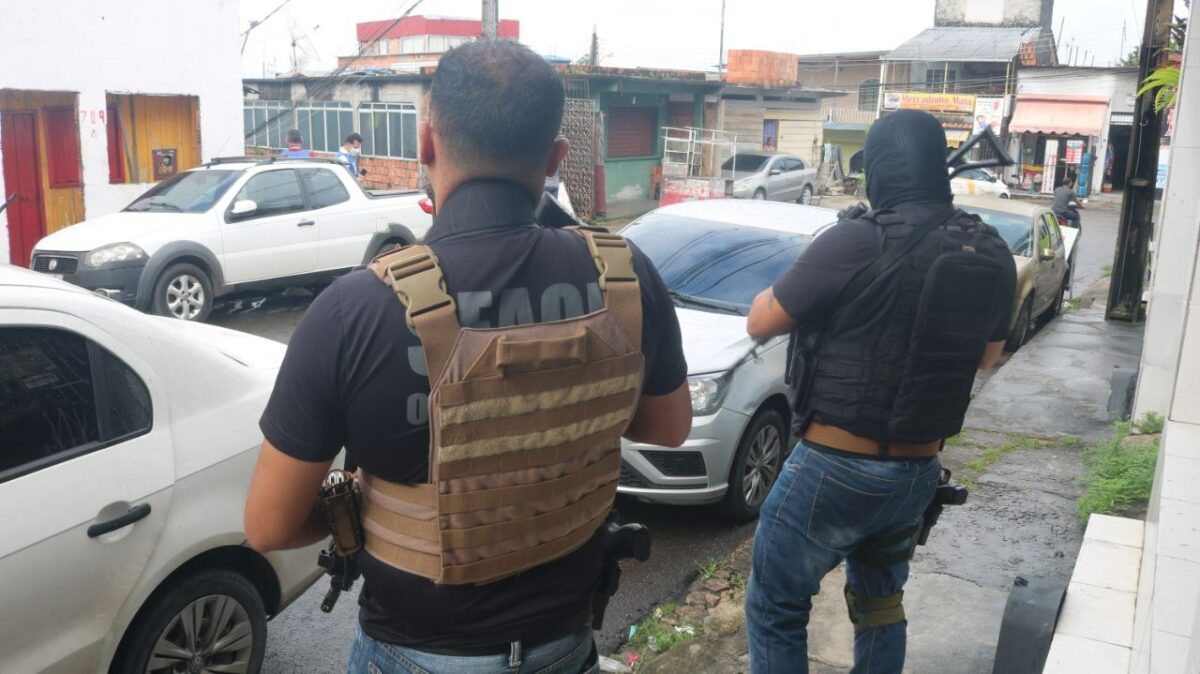 policial comprar